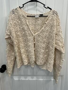 VTG Paul Et Duffier Cream Crochet Cardigan Size 2 (Large)